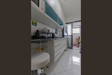 Cozinha de apartamento à venda com 2 quartos, 106m² em Vila Brasílio Machado, São Paulo