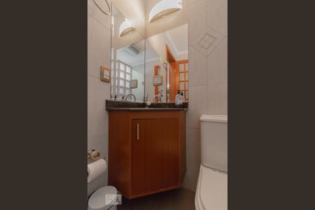 Apartamento à venda com 106m², 2 quartos e 2 vagasBanheiro na cobertura