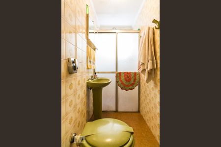 Banheiro de apartamento para alugar com 3 quartos, 58m² em Pinheiros, São Paulo