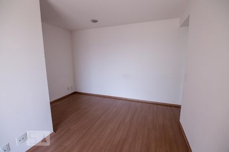 Apartamento para alugar com 60m², 2 quartos e 1 vaga Apartamento para alugar com 60m², 2 quartos e 1 vagaSala