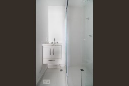 Apartamento à venda com 76m², 2 quartos e 2 vagas Apartamento à venda com 76m², 2 quartos e 2 vagasBanheiro Suíte