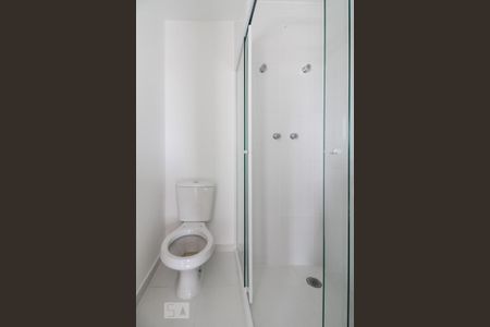 Banheiro de apartamento à venda com 2 quartos, 76m² em Centro, Osasco