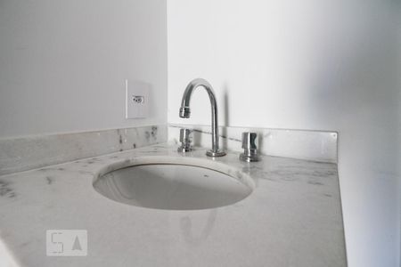 Apartamento à venda com 76m², 2 quartos e 2 vagas Apartamento à venda com 76m², 2 quartos e 2 vagasBanheiro Suíte