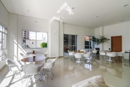 Apartamento à venda com 76m², 2 quartos e 2 vagas Apartamento à venda com 76m², 2 quartos e 2 vagasSalão de Festas