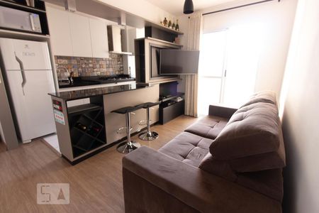 Sala de apartamento para alugar com 2 quartos, 54m² em Tingui, Curitiba
