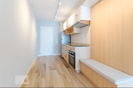 Cozinha de kitnet/studio para alugar com 1 quarto, 44m² em Centro, São Paulo