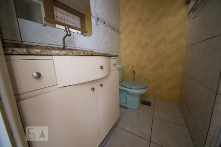 Banheiro de apartamento à venda com 2 quartos, 72m² em Fonseca, Niterói