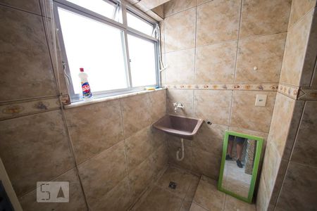 Apartamento à venda com 72m², 2 quartos e 1 vagaÁrea de Serviço