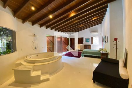 Casa à venda com 600m², 7 quartos e 1 vaga Casa à venda com 600m², 7 quartos e 1 vagaQuarto 4 - Suite Master