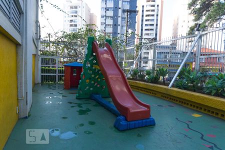 Apartamento para alugar com 64m², 2 quartos e 1 vaga Apartamento para alugar com 64m², 2 quartos e 1 vagaPlayground