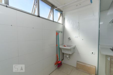 Área de serviço de apartamento para alugar com 2 quartos, 64m² em Vila Guarani (z Sul), São Paulo