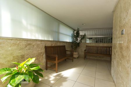 Hall de apartamento para alugar com 2 quartos, 64m² em Vila Guarani (z Sul), São Paulo