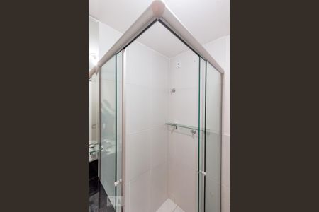 Apartamento para alugar com 54m², 2 quartos e 1 vaga Apartamento para alugar com 54m², 2 quartos e 1 vagaBanheiro social