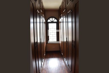 Casa para alugar com 510m², 7 quartos e 6 vagasCloset Suíte 2