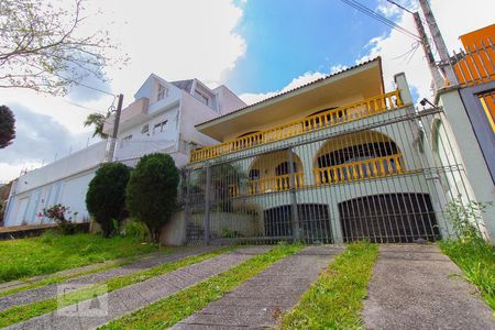 Casa para alugar com 8 quartos, 510m² em Guabirotuba, Curitiba