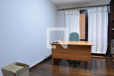 Casa para alugar com 510m², 7 quartos e 6 vagasEscritório