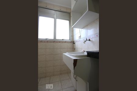 Apartamento à venda com 64m², 3 quartos e 1 vagaÁrea de Serviço