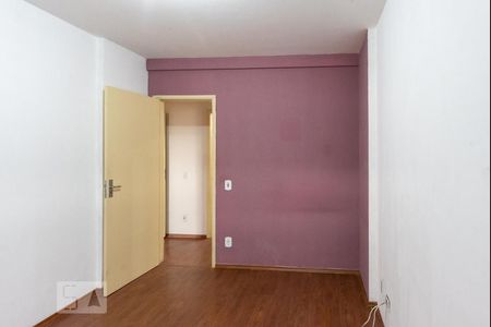 Apartamento à venda com 80m², 3 quartos e 1 vagaQuarto 2