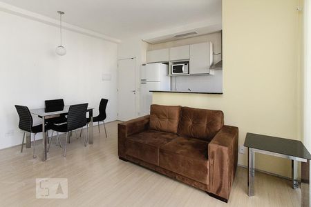 SAla de kitnet/studio para alugar com 1 quarto, 35m² em Vila Regente Feijó, São Paulo