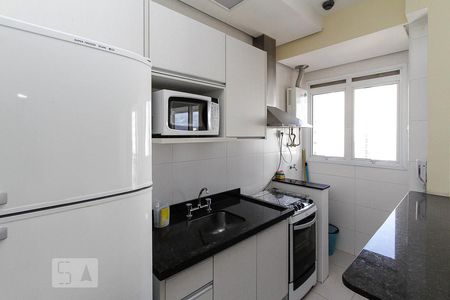 Cozinha de kitnet/studio para alugar com 1 quarto, 35m² em Vila Regente Feijó, São Paulo