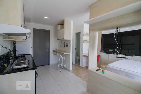 Sala de kitnet/studio para alugar com 1 quarto, 30m² em Perdizes, São Paulo