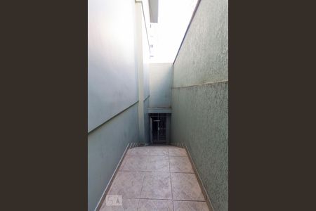 Casa para alugar com 214m², 3 quartos e 1 vagaCorredor de entrada