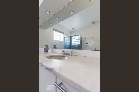 Casa para alugar com 214m², 3 quartos e 1 vagaSuíte - Quarto 1