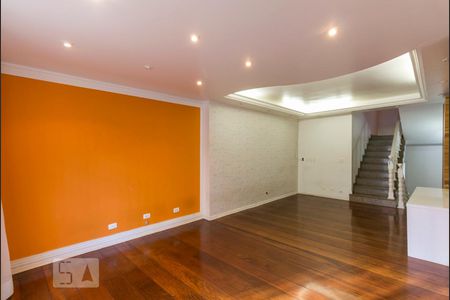 Sala de casa para alugar com 3 quartos, 214m² em Saúde, São Paulo