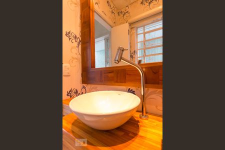 Casa para alugar com 214m², 3 quartos e 1 vagalavabo