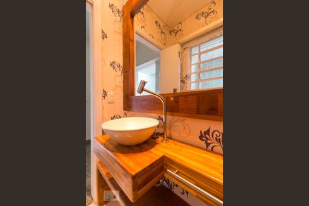 Casa para alugar com 214m², 3 quartos e 1 vagalavabo