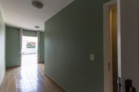 Casa para alugar com 214m², 3 quartos e 1 vagaEdícula