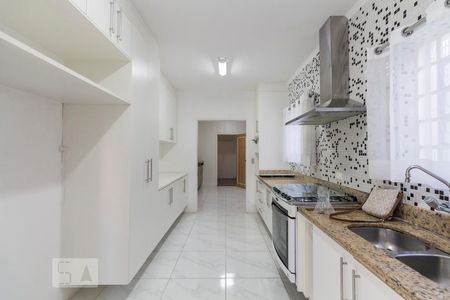 Casa para alugar com 214m², 3 quartos e 1 vagaCozinha