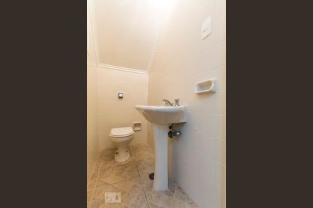 Casa para alugar com 214m², 3 quartos e 1 vagaBanheiro de Serviço