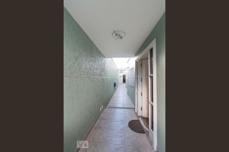 Casa para alugar com 214m², 3 quartos e 1 vagaCorredor lateral