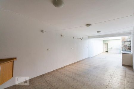 Casa para alugar com 214m², 3 quartos e 1 vagaQuintal com churrasqueira