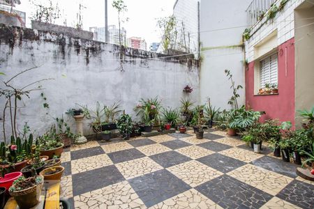 Casa para alugar com 330m², 6 quartos e 2 vagasLavanderia