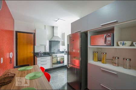 Apartamento para alugar com 170m², 4 quartos e 3 vagasCozinha