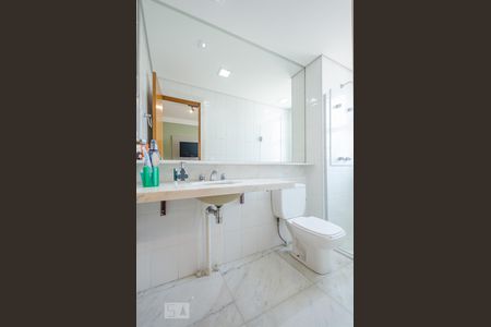 Apartamento para alugar com 170m², 4 quartos e 3 vagasBanheiro da Suíte 2