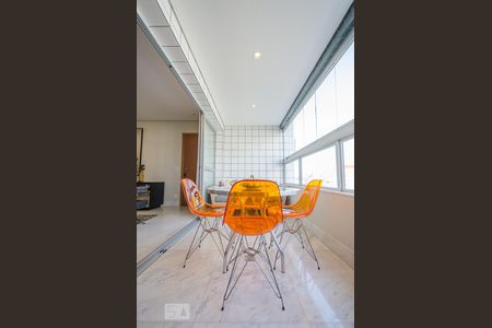 Apartamento para alugar com 170m², 4 quartos e 3 vagasVaranda da Sala
