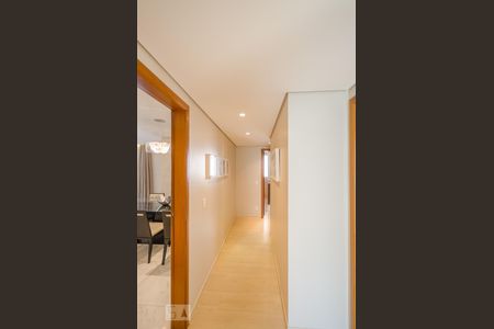 Apartamento para alugar com 170m², 4 quartos e 3 vagasCorredor