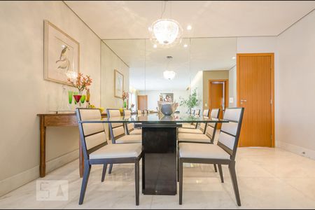 Sala de apartamento para alugar com 4 quartos, 170m² em Vila Paris, Belo Horizonte