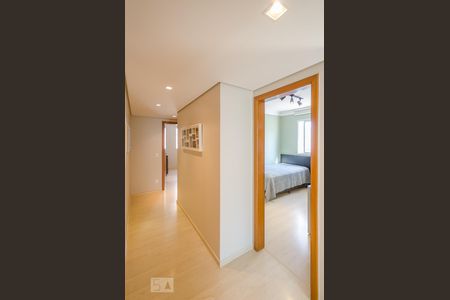 Apartamento para alugar com 170m², 4 quartos e 3 vagasCorredor