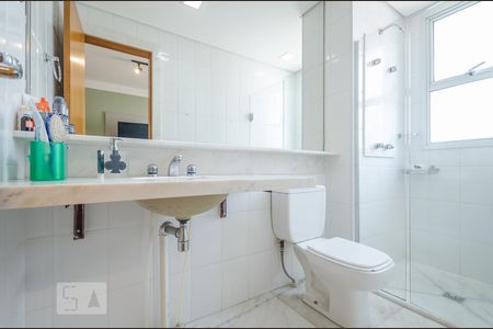 Apartamento para alugar com 170m², 4 quartos e 3 vagasBanheiro da Suíte 2