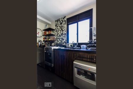 Apartamento à venda com 110m², 2 quartos e 2 vagasCozinha