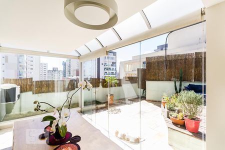 Sala de apartamento à venda com 2 quartos, 110m² em Pinheiros, São Paulo