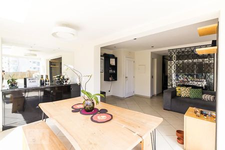 Sala de apartamento à venda com 2 quartos, 110m² em Pinheiros, São Paulo