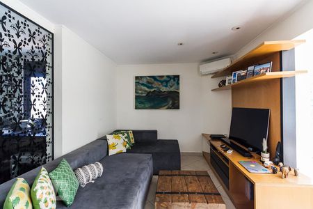 Sala de apartamento à venda com 2 quartos, 110m² em Pinheiros, São Paulo