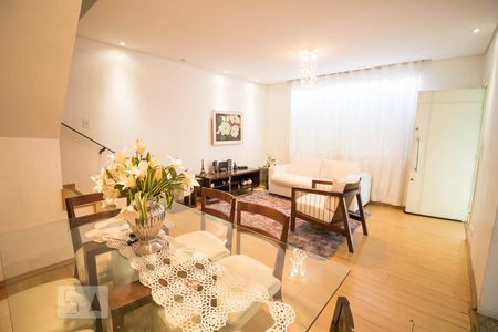 Sala de casa para alugar com 3 quartos, 169m² em Vila Camilópolis, Santo André