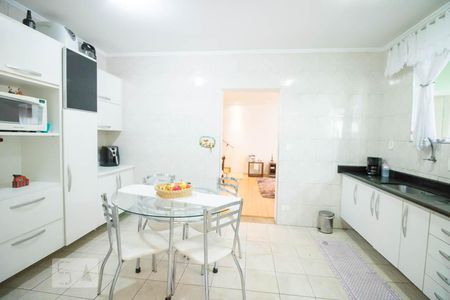 Cozinha de casa para alugar com 3 quartos, 169m² em Vila Camilópolis, Santo André