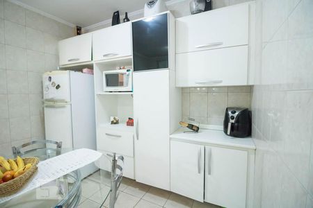 Cozinha de casa à venda com 3 quartos, 169m² em Vila Camilópolis, Santo André